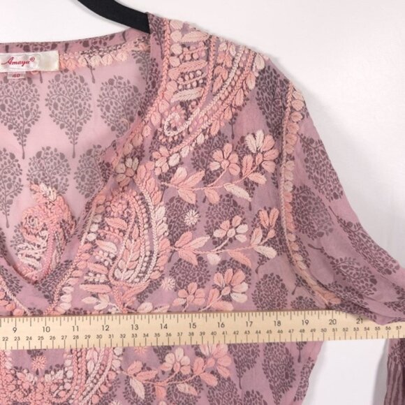 AMAYA ALLEGRA 100% SILK GEORGETTE TUNIC
Hand Embroidered & Printed 40 MEDIUM /LG - Picture 8 of 16